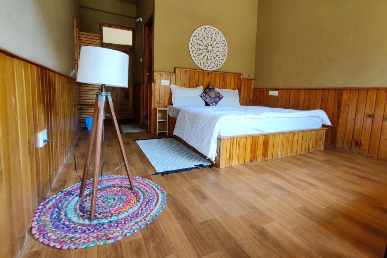 Incredible Guest House Jibhi Экстерьер фото